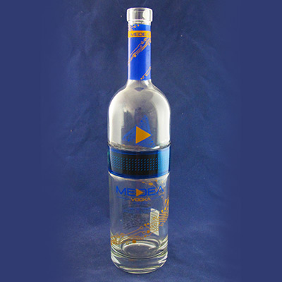 Bottle--poker